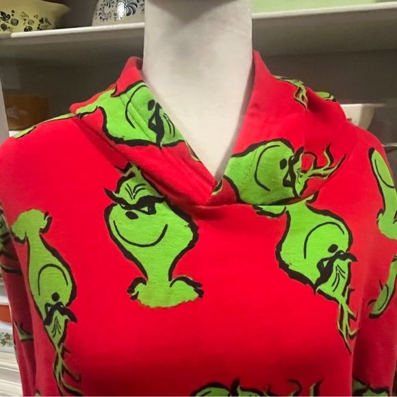 Forever 21 The Grinch Print Pullover - Size Large - Picture 3 of 14